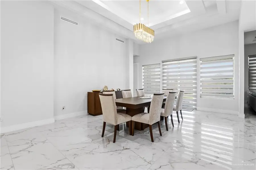 1523 N Aransas Street, Alton, TX 78573 - #3