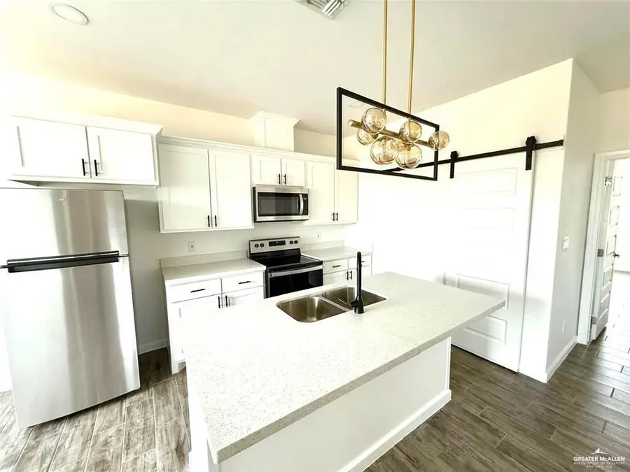 5401 N Crown Point, Pharr, TX 78577 - #2