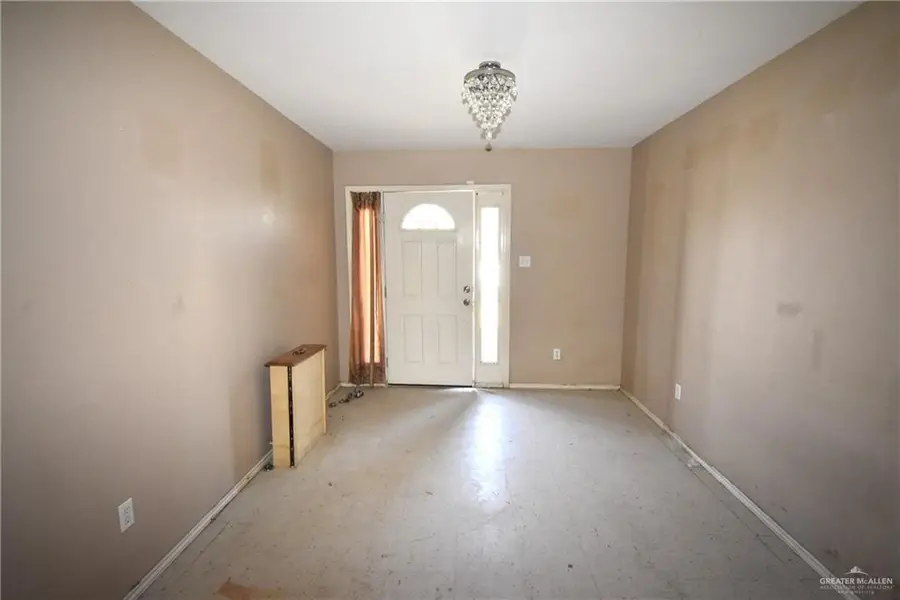 2404 E Hibiscus Avenue, Hidalgo, TX 78557 - #2