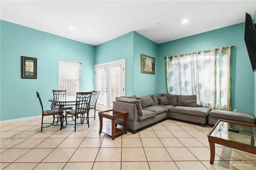 103 E Gardenia Street #6, South Padre Island, TX 78597 - #2