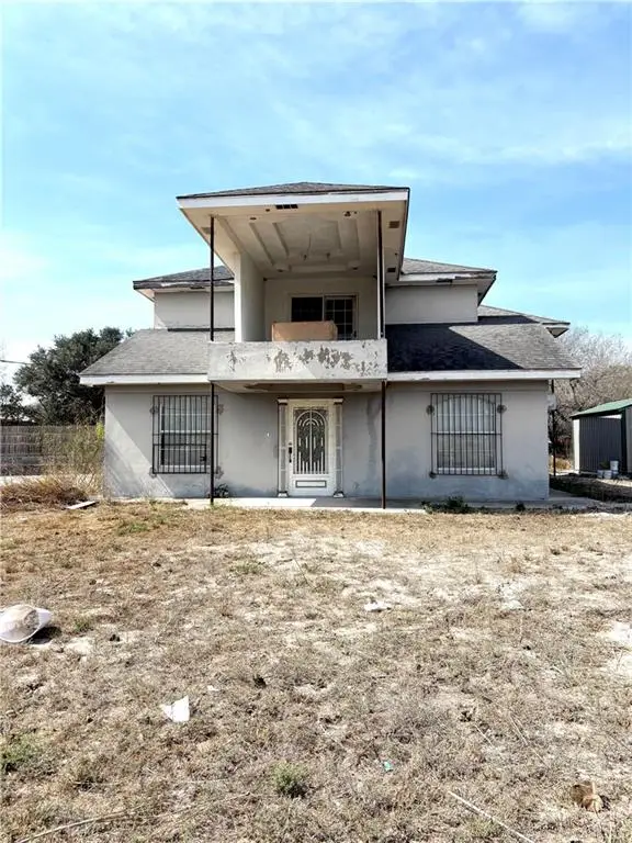 207 Loma Blanca Street, Rio Grande City, TX 78582