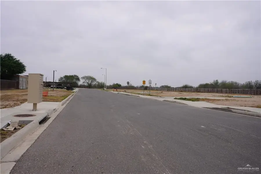 711 Thompson Road, Mission, TX 78573 - #2