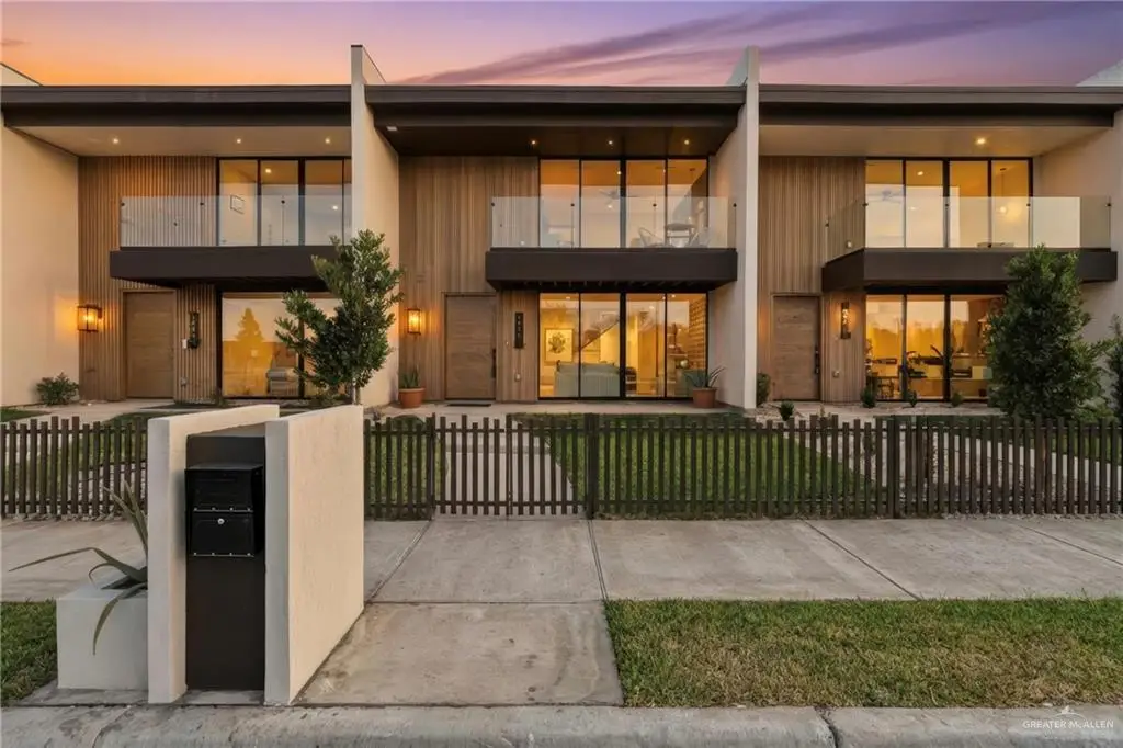 1404 S 7th Avenue, Edinburg, TX 78539 - #1