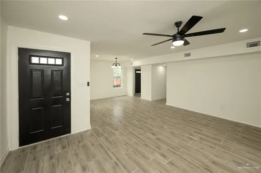 201-203 Mcgregor Avenue, Harlingen, TX 78550 - #2