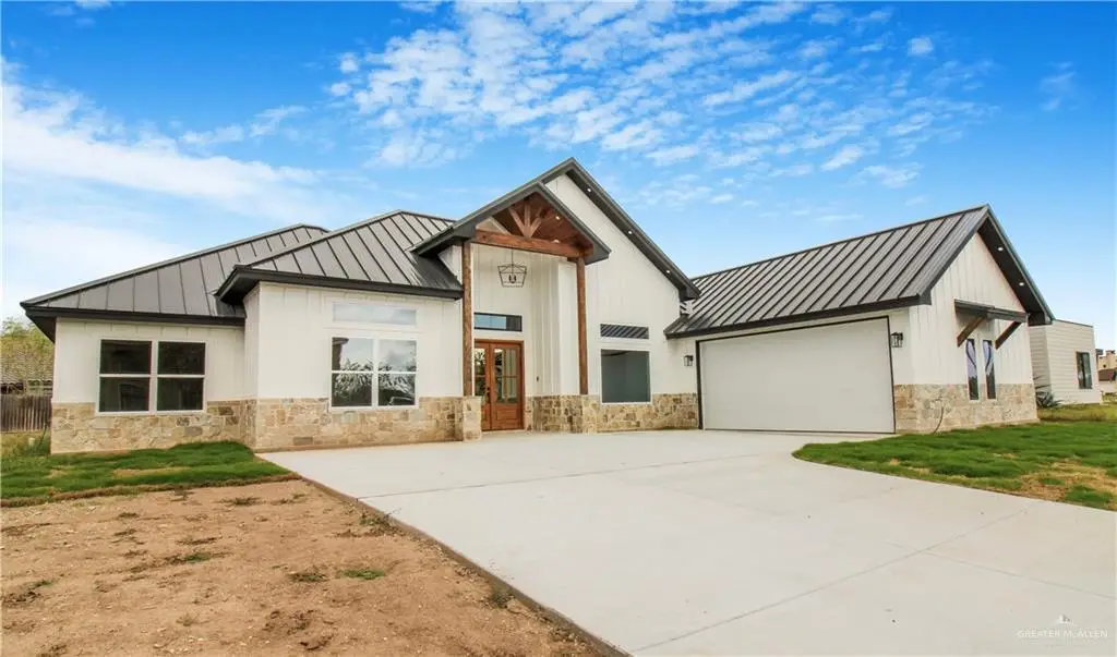 1124 Bella Vista, Weslaco, TX 78596 - #1