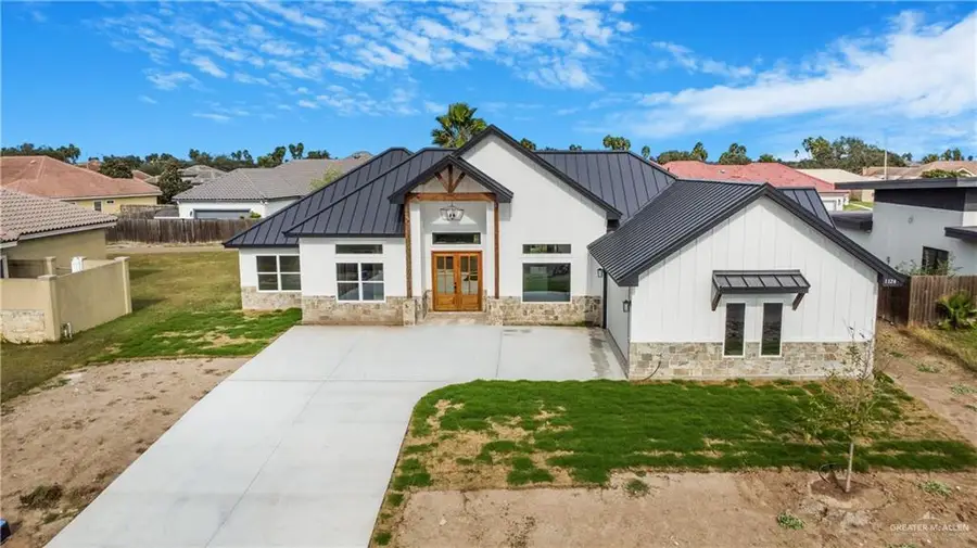 1124 Bella Vista, Weslaco, TX 78596 - #3