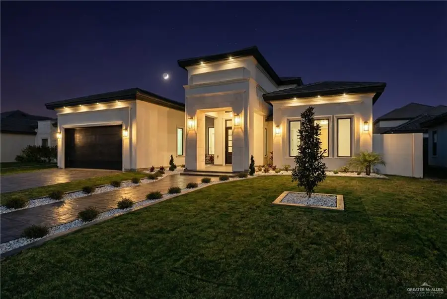 1708 S Queen Street, Edinburg, TX 78539 - #2