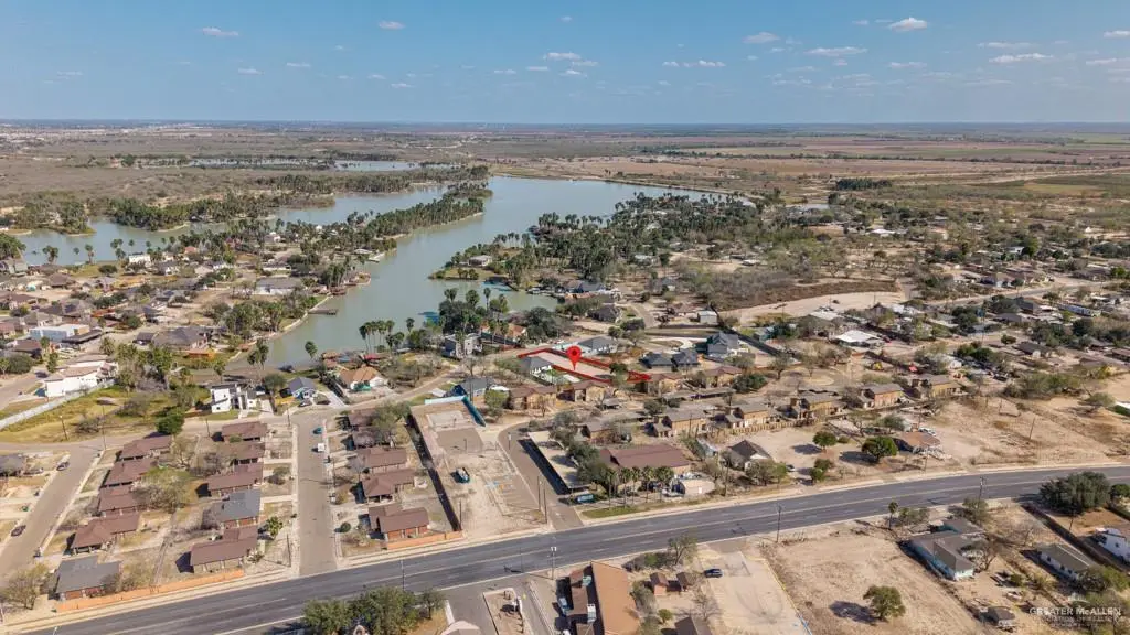 932 S Kika De La Garza Boulevard, La Joya, TX 78560 - #1