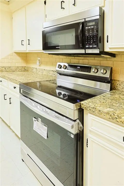 3208 Kiwi Avenue, McAllen, TX 78504 - #3