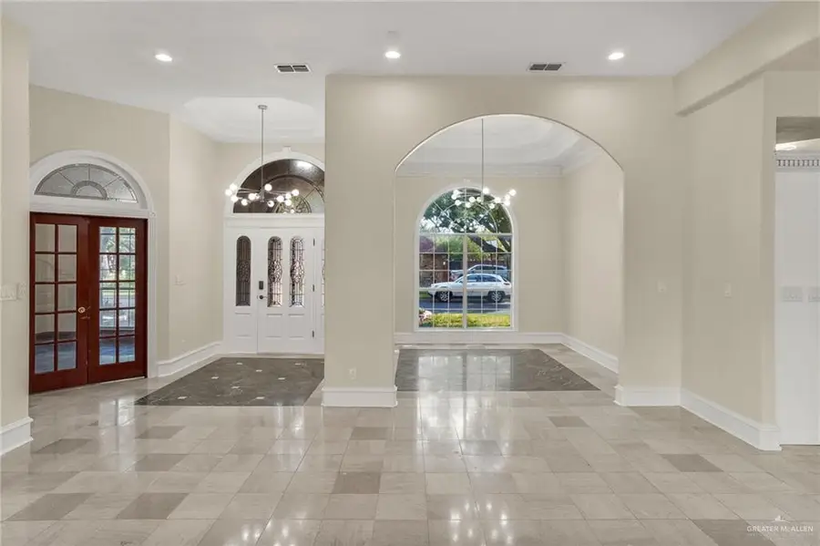 304 Sunflower Avenue, McAllen, TX 78504 - #3