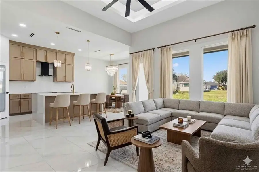 421 Serg Loop, Alamo, TX 78516 - #2