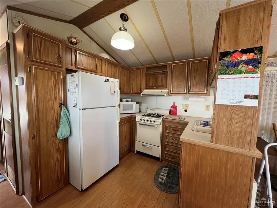 215 S Valley View Road, Donna, TX 78537 - #3