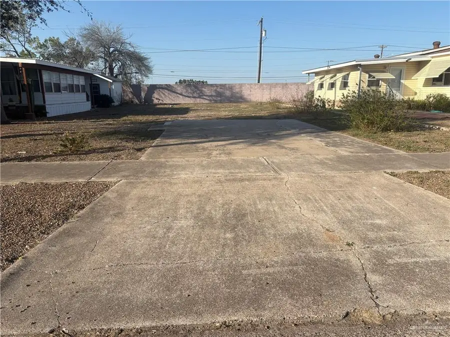 440 Northcutt Drive, Alamo, TX 78516 - #2