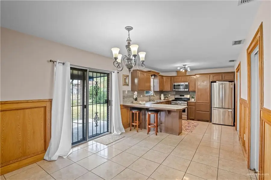 2616 Upas Avenue, McAllen, TX 78501 - #3
