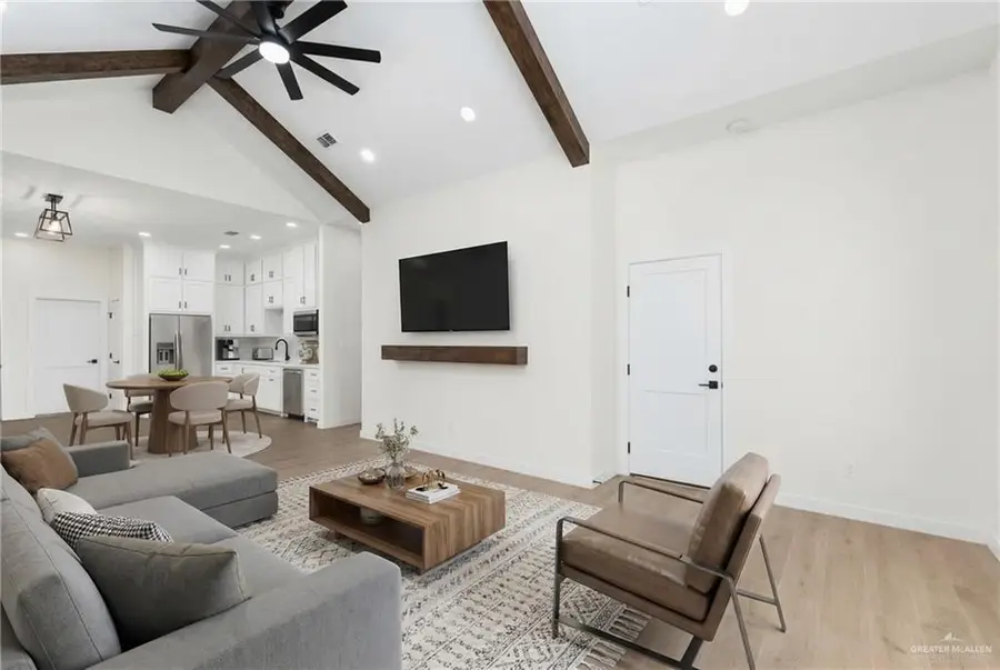 712 W 25th Street, Mission, TX 78572 - #2