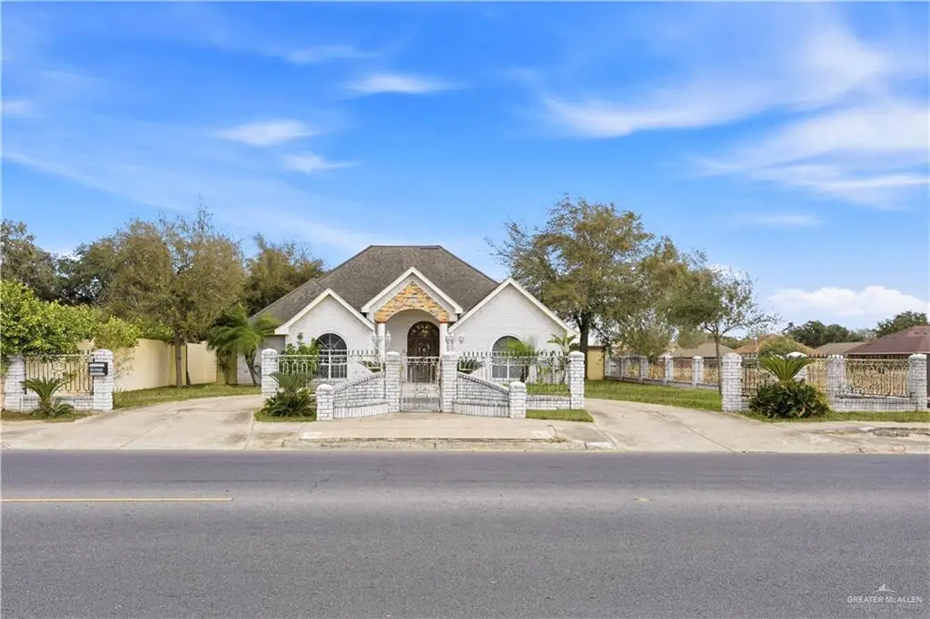 301 E Violet Avenue, McAllen, TX 78504 - #1