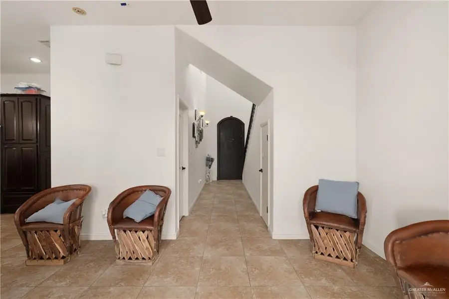 820 S 6th Street, McAllen, TX 78501 - #2