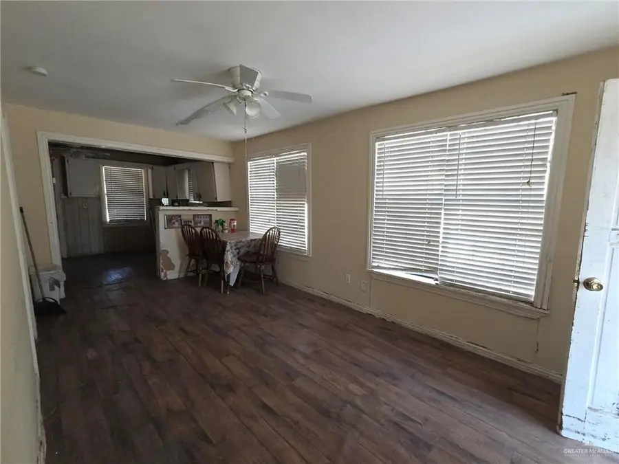 126 S Canal Avenue, Mission, TX 78572 - #3