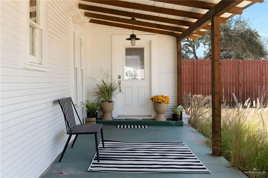 619 S Missouri Avenue, Weslaco, TX 78596 - #3