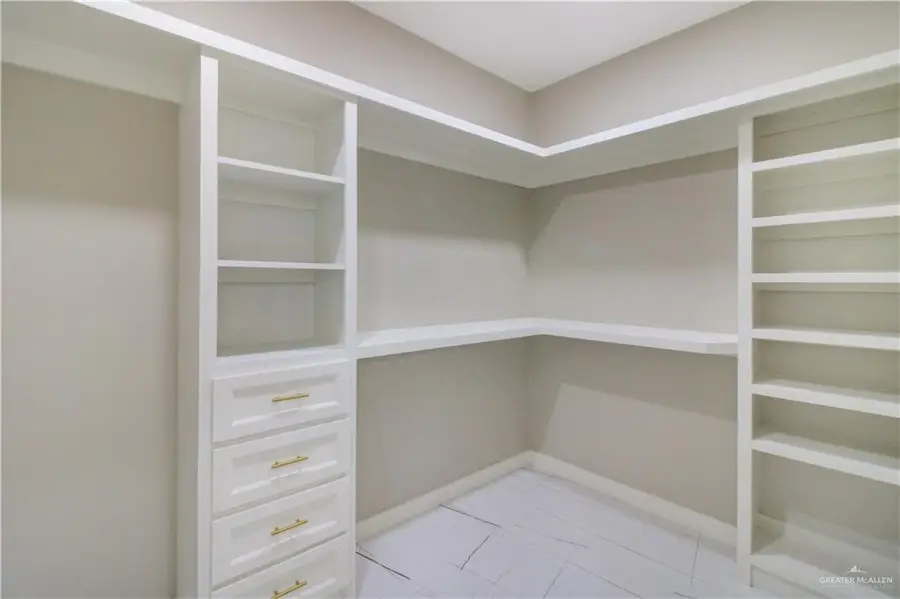 909 Azalea Street, Mission, TX 78573 - #3