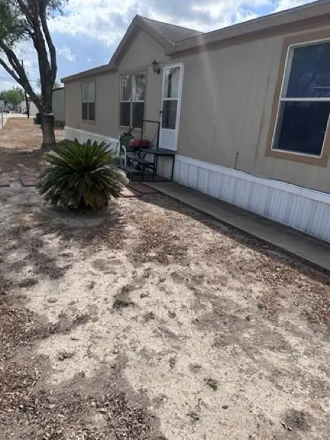 901 E Sioux Road, Pharr, TX 78577