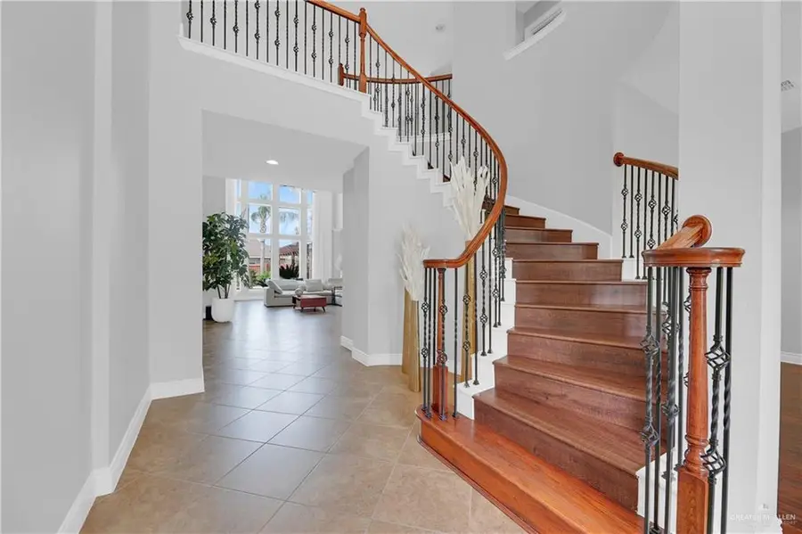 2500 Santa Clara, Mission, TX 78572 - #2