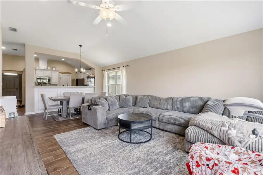 3212 Oriole Drive, Mission, TX 78572 - #2