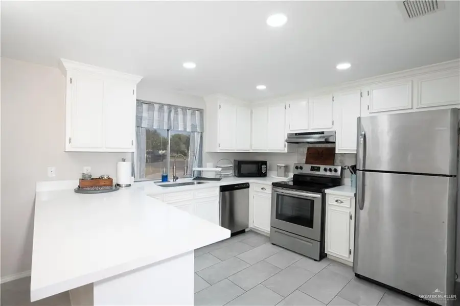 508 Hibiscus Avenue, McAllen, TX 78501 - #3