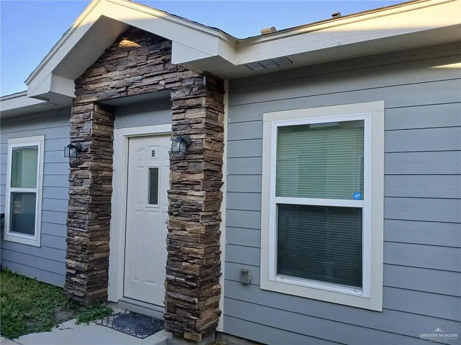 605 & 609 W Cypress Avenue, La Feria, TX 78559 - #3