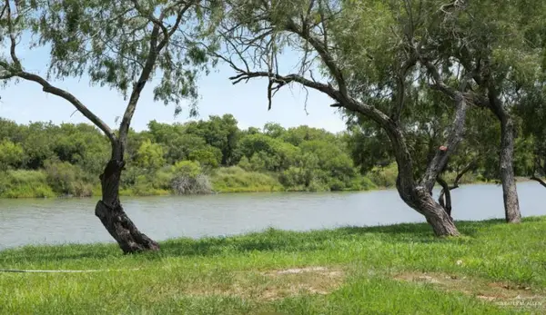 30504 Poco Parte Drive, Los Fresnos, TX 78566