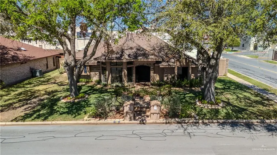 100 W Marigold Avenue, McAllen, TX 78501 - #2