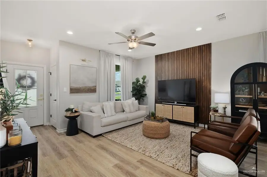 8506 N 33rd Lane, McAllen, TX 78504 - #2