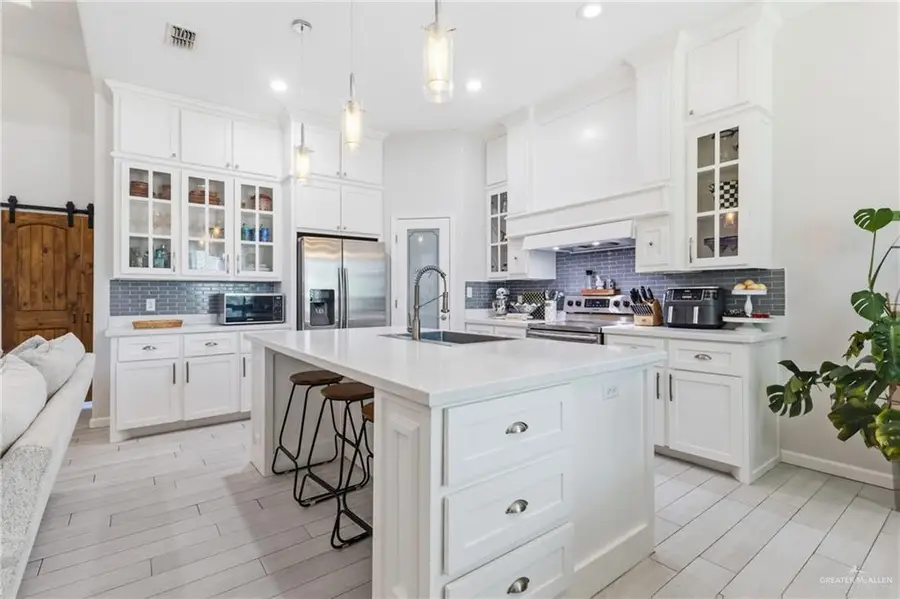 1005 Sunny Drive, Weslaco, TX 78596 - #3