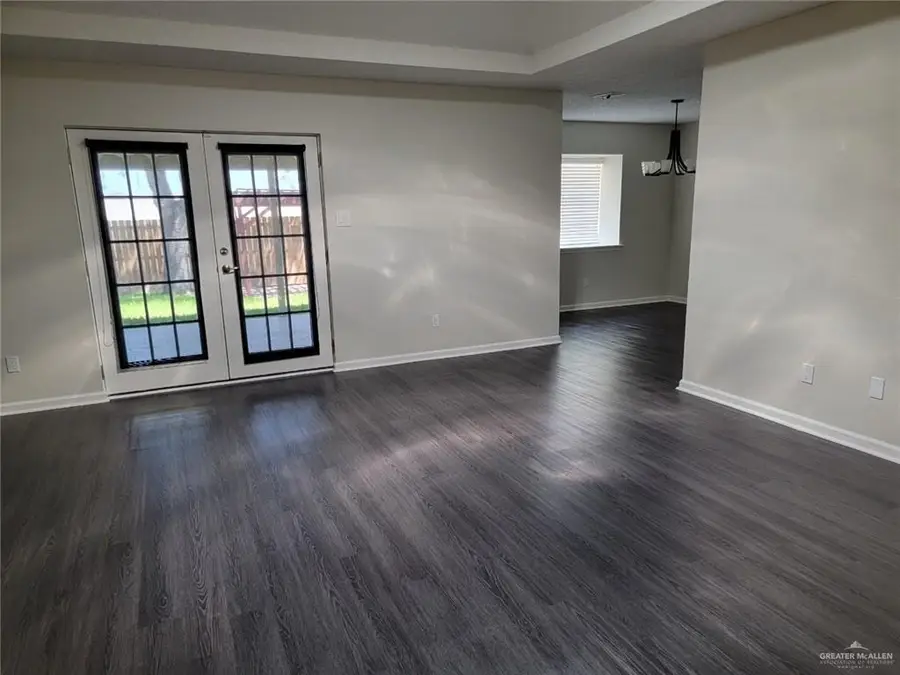 2200 Robin Avenue W, McAllen, TX 78504 - #3
