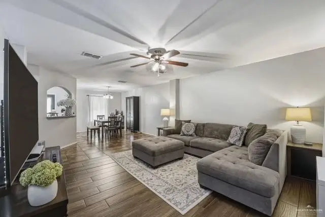 406 Rio Nueces Street, San Juan, TX 78589 - #3