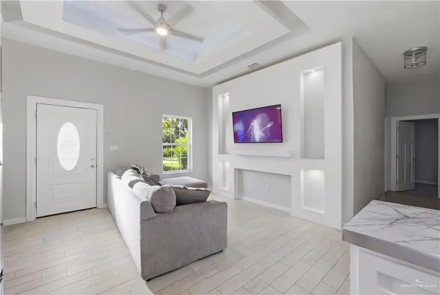 804 Hawk Street, Alamo, TX 78516 - #2