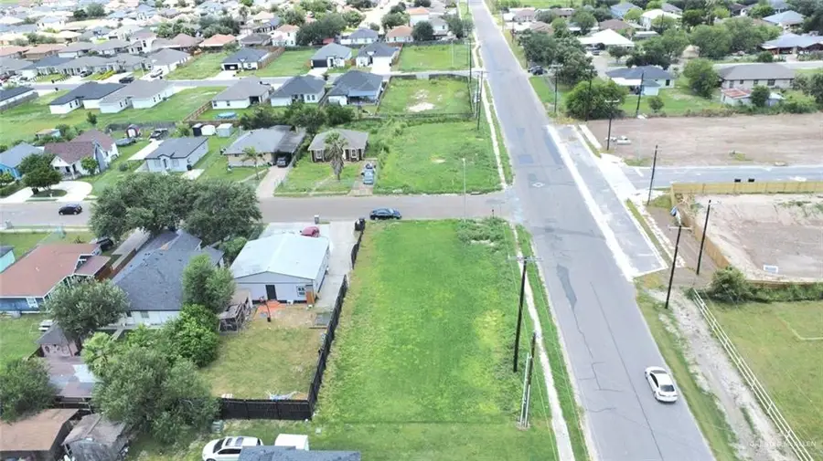 800 W Garfield Avenue, Mission, TX 78573 - #3