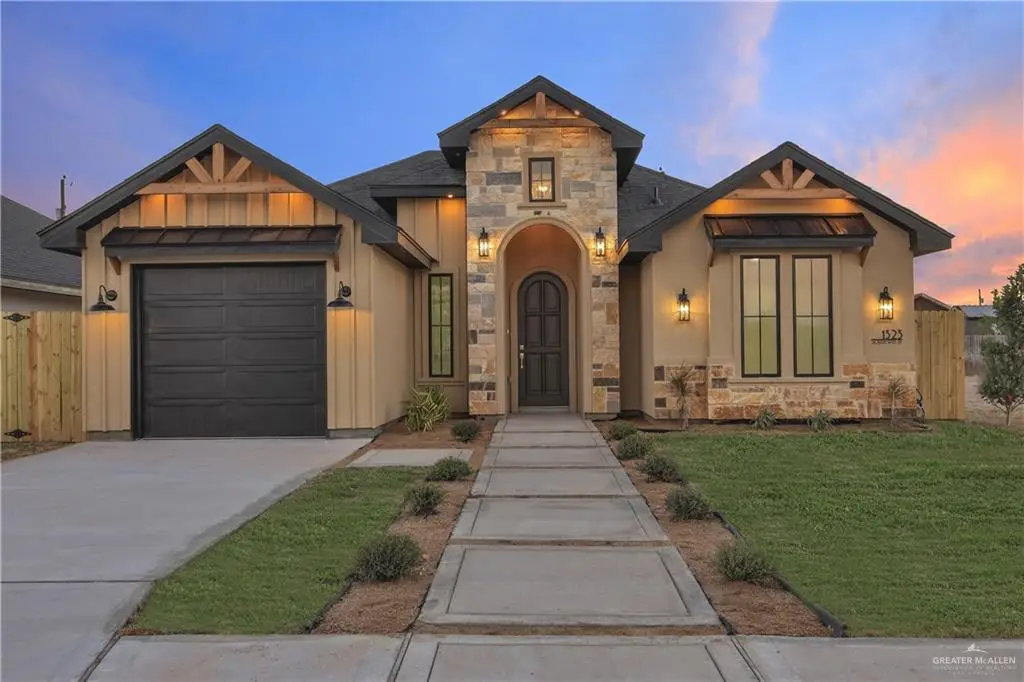 1323 S 9th Street, Alamo, TX 78516 - #1