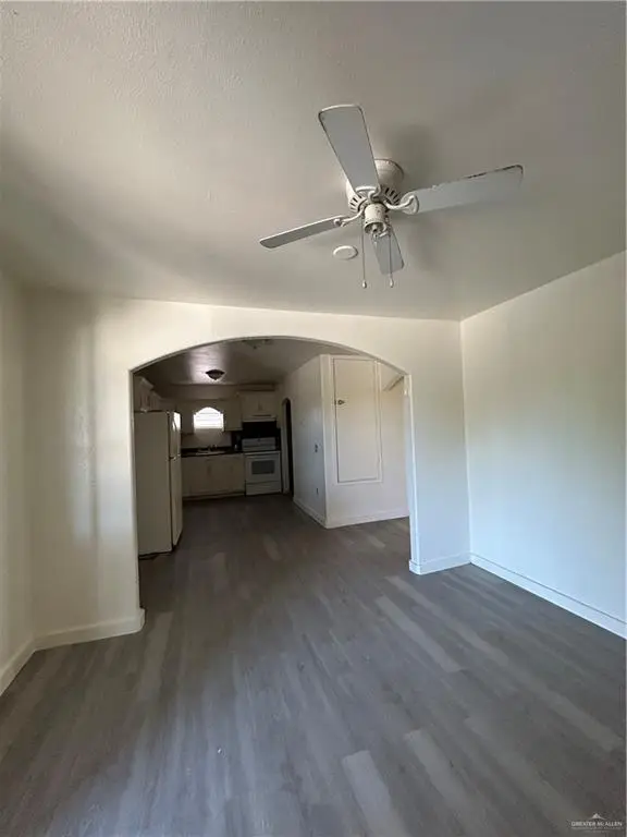 401 N Bethel Street, Roma, TX 78584 - #2