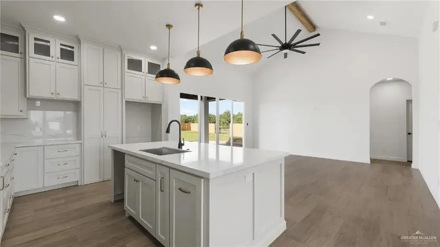 9813 Heights N, Harlingen, TX 78552 - #3