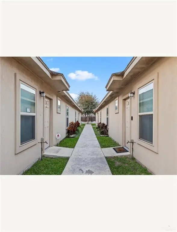 905 E Myrtle Beach Avenue, McAllen, TX 78503 - #3