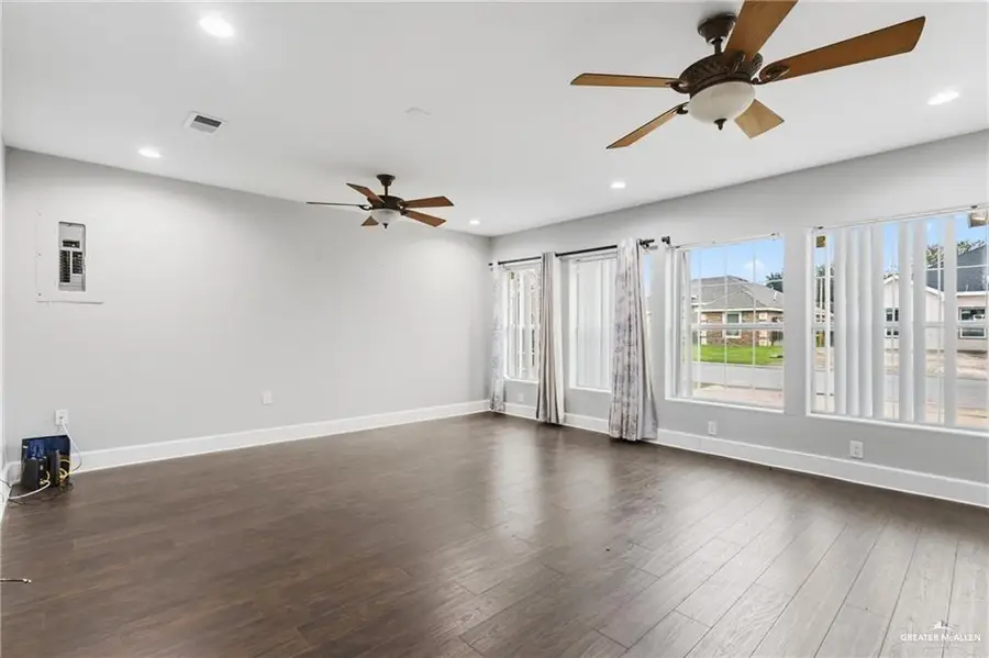 904 S Diplomat Drive, Pharr, TX 78577 - #3