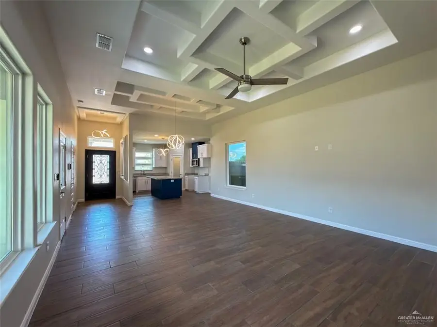 1421 W Franklin Avenue, Alton, TX 78573 - #2