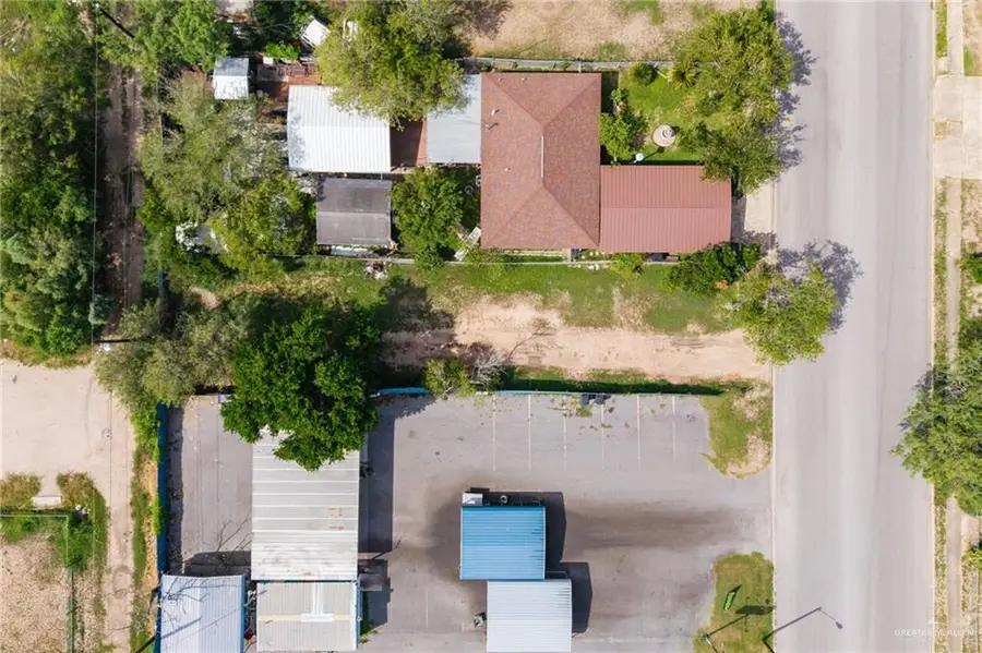 220 N Vermont Avenue, Mercedes, TX 78570 - #3