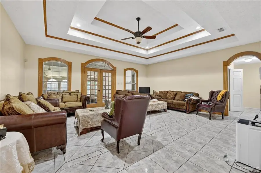 405 Shasta Avenue, McAllen, TX 78504 - #2