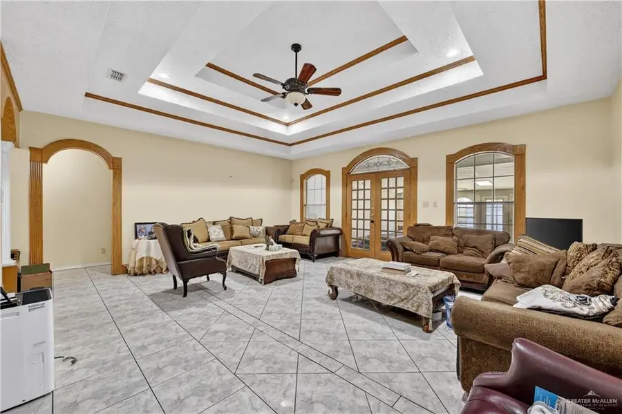 405 Shasta Avenue, McAllen, TX 78504 - #3