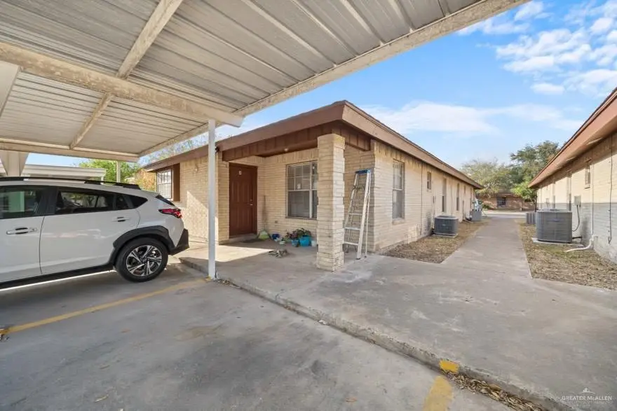 2913 Harvey Drive, McAllen, TX 78501 - #3