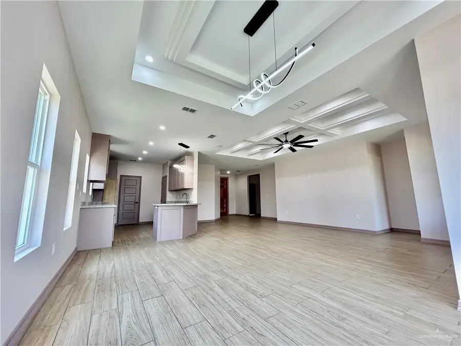 512 Tower Oak Drive, Alamo, TX 78516 - #2