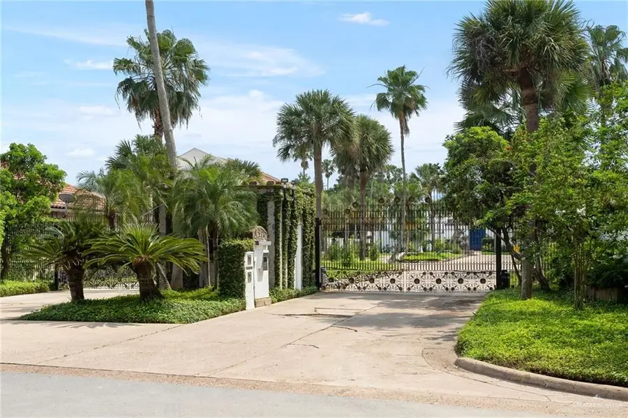 301 Byron Nelson Street #6, McAllen, TX 78503 - #3