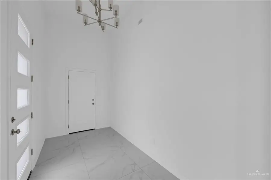 5302 N 43rd Lane, McAllen, TX 78504 - #2